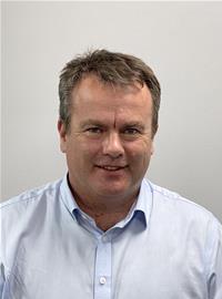 Profile image for Councillor Richard Streatfeild
