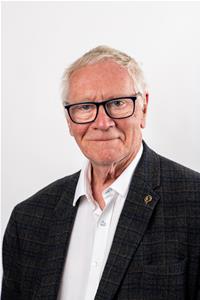 Profile image for Councillor Alan Layland
